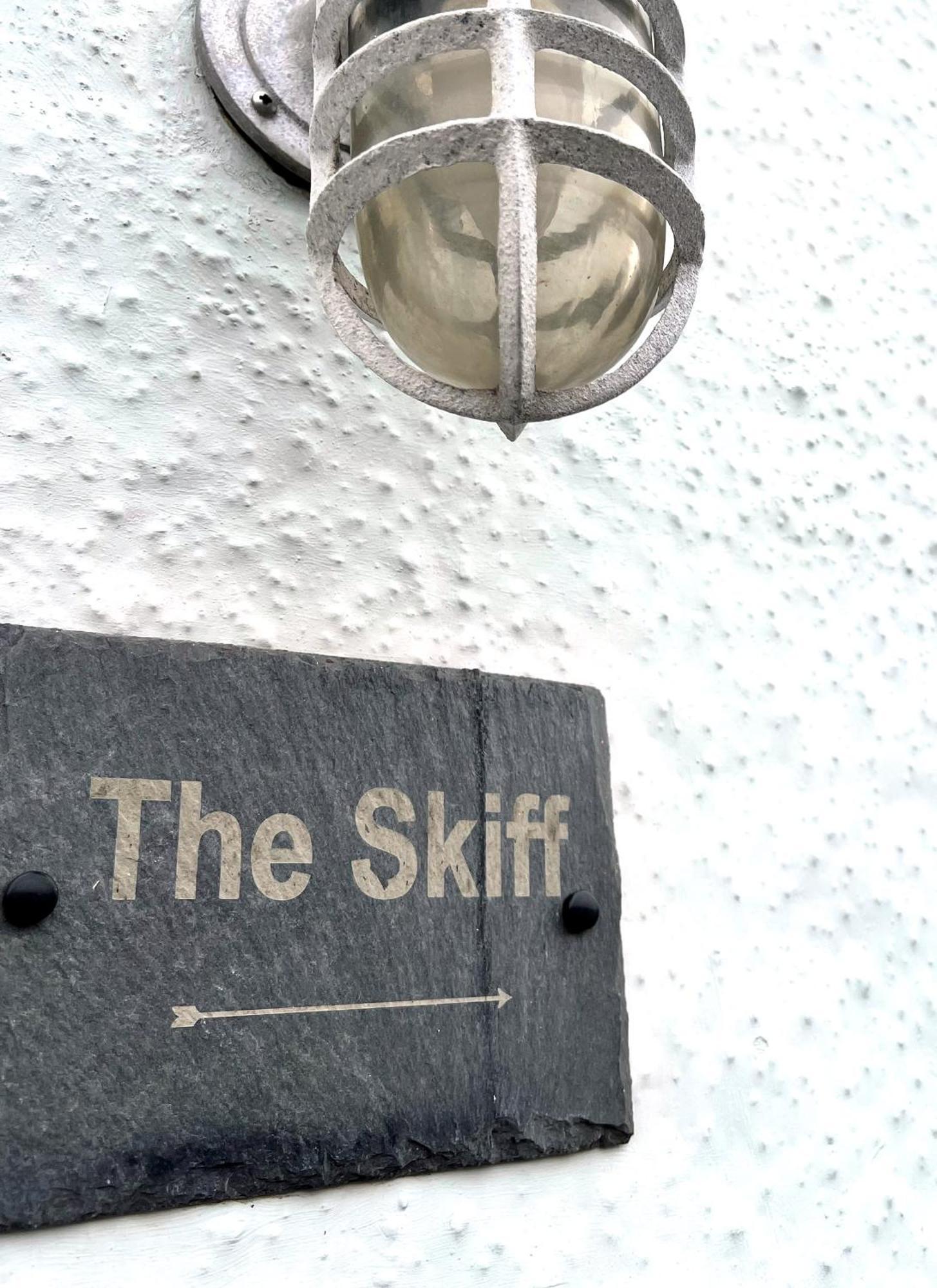 The Skiff Deal Εξωτερικό φωτογραφία